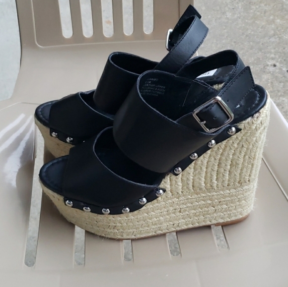 Steve Madden Leather Studded Wedges - Picture 2 of 13